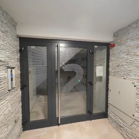 Apartment Winter Wonderland *